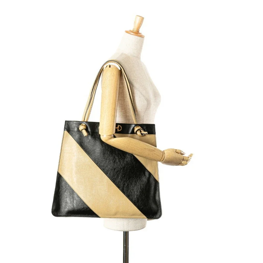 GUCCI Black Leather Horsebit Shoulder Bag - Picture 11 of 11